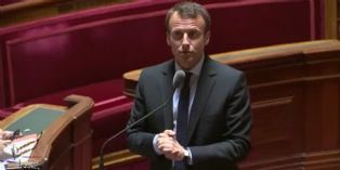Emmanuel Macron, lors de son intervention au Sénat suite au scrutin, le 12 mai 2015.