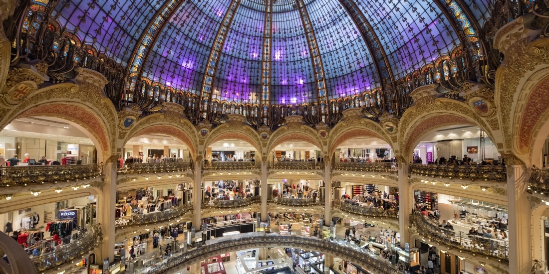 Forte chute du commerce parisien en juin